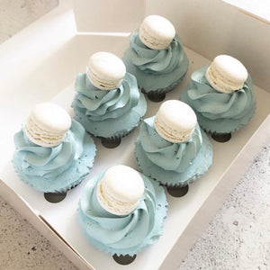 Regular Blue Cupcakes With Macaron